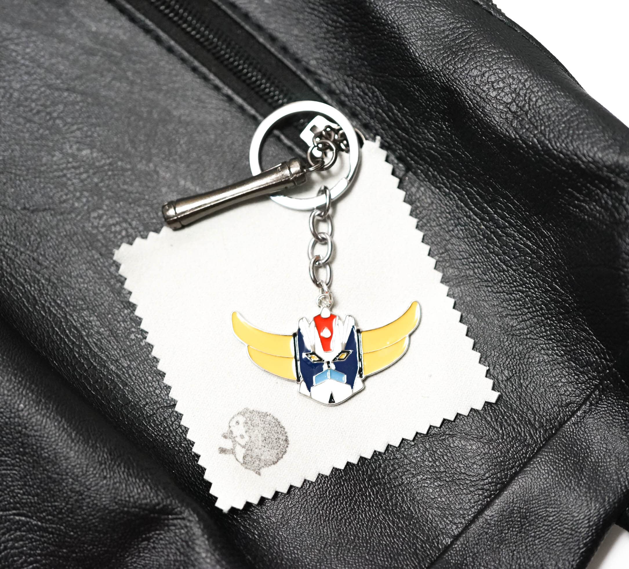 Amazon.co.jp: グレンダイザー キーホルダー 金属 顔 マジンガー